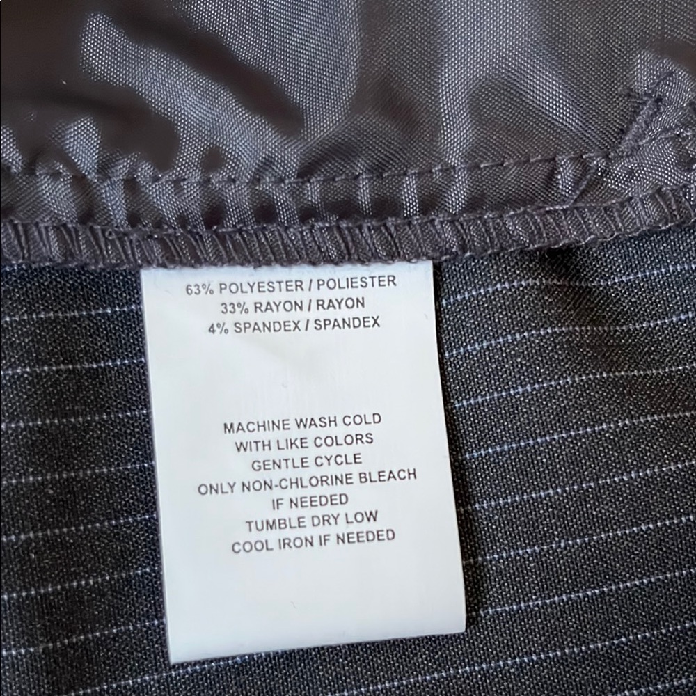 Sag Harbor Gray and White Pinstriped Cropped Pants - Picture 9 of 12
